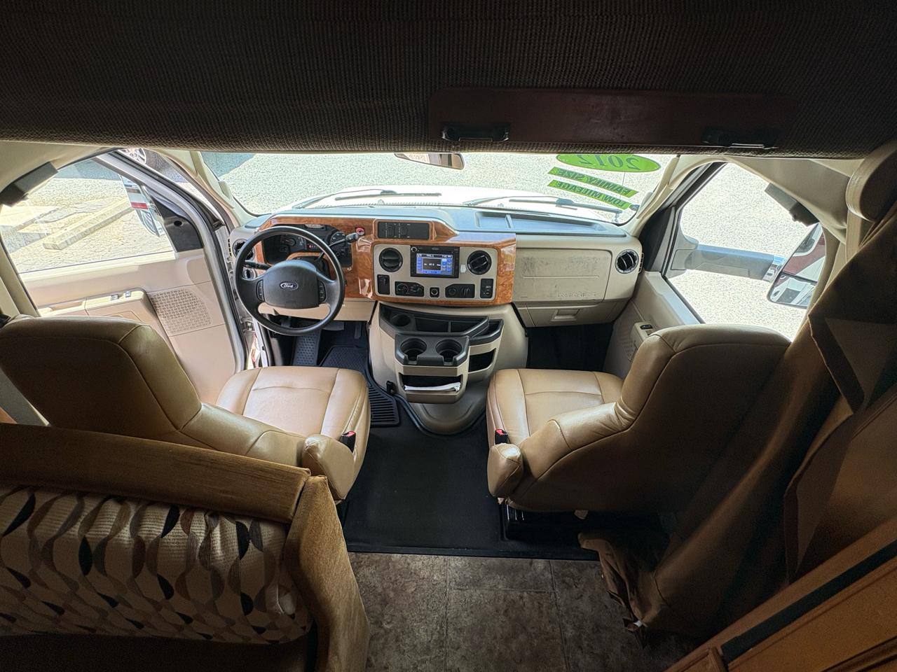 Ford Econoline E450 2012