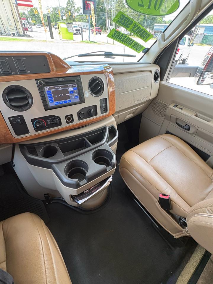 Ford Econoline E450 2012