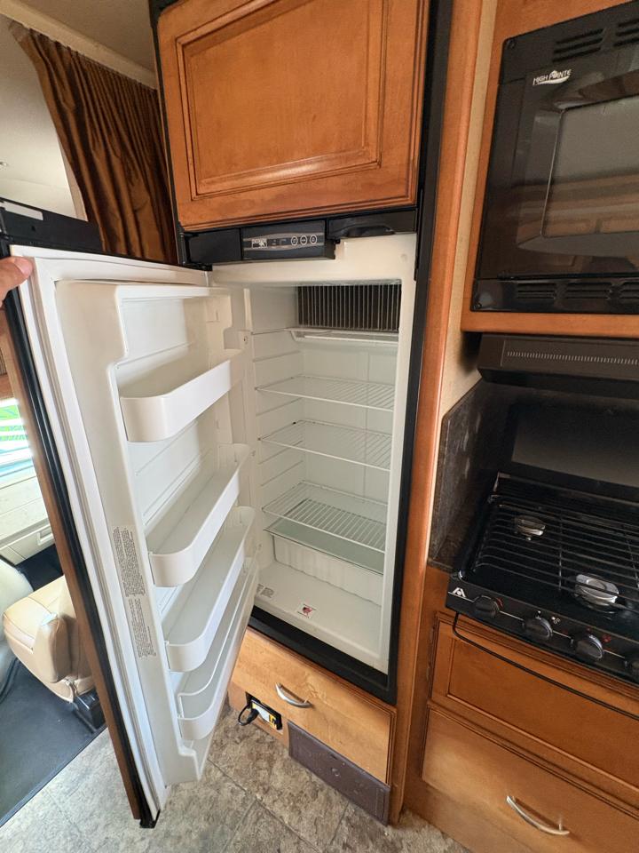 Ford Econoline E450 2012