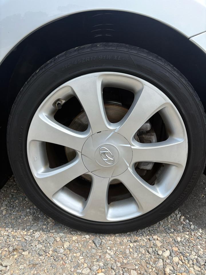 Hyundai Elantra GLS M/T 2013