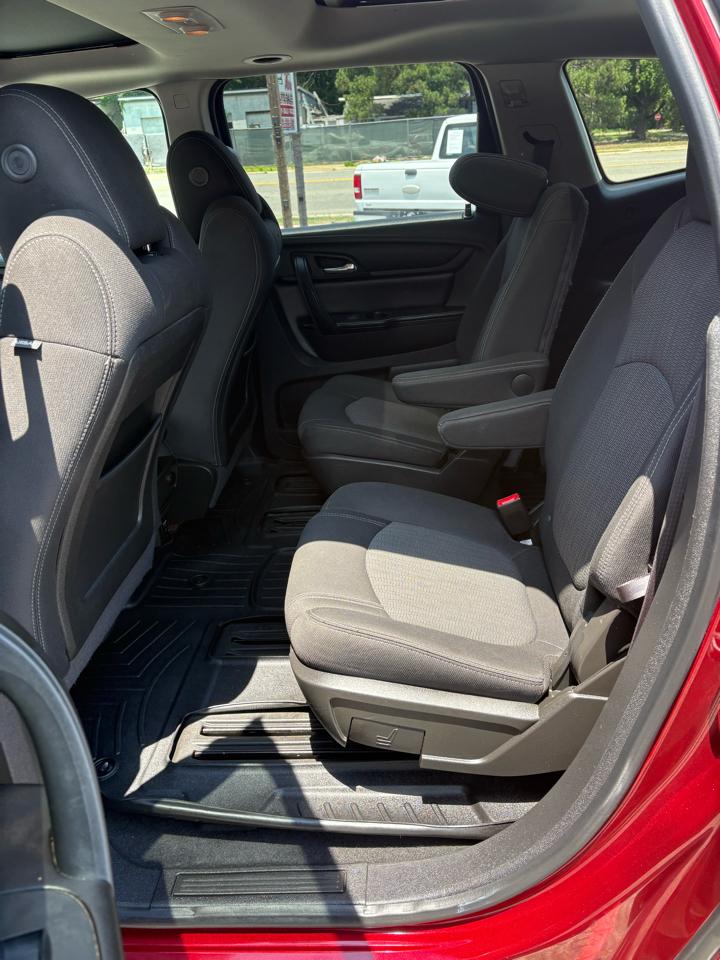 2015 Chevrolet Traverse 1LT - Photo 11