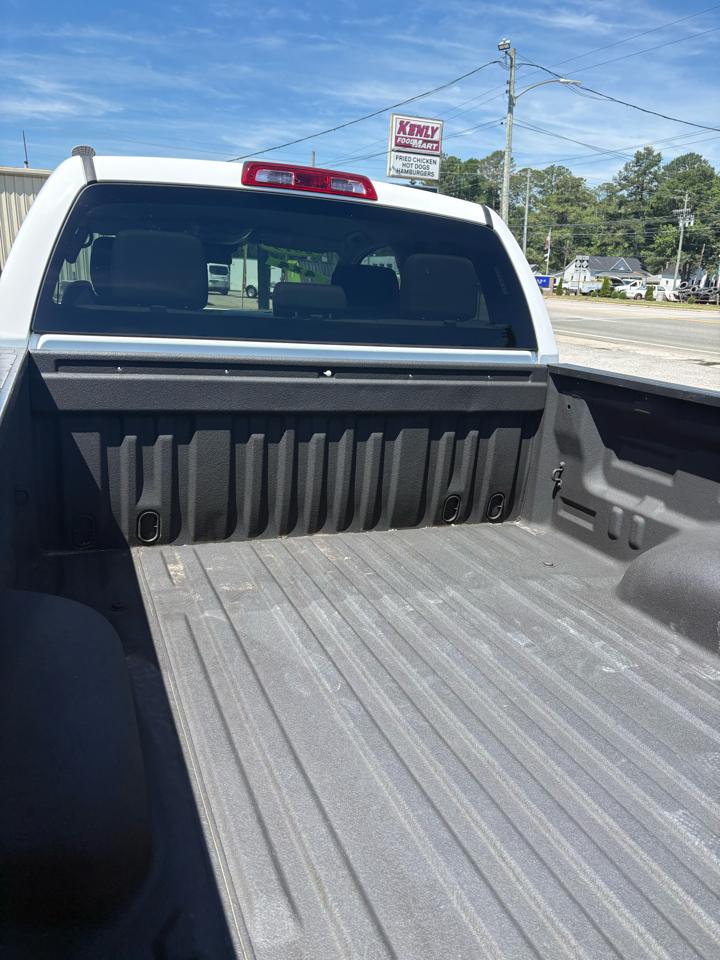 2019 Toyota Tundra SR5 - Photo 8