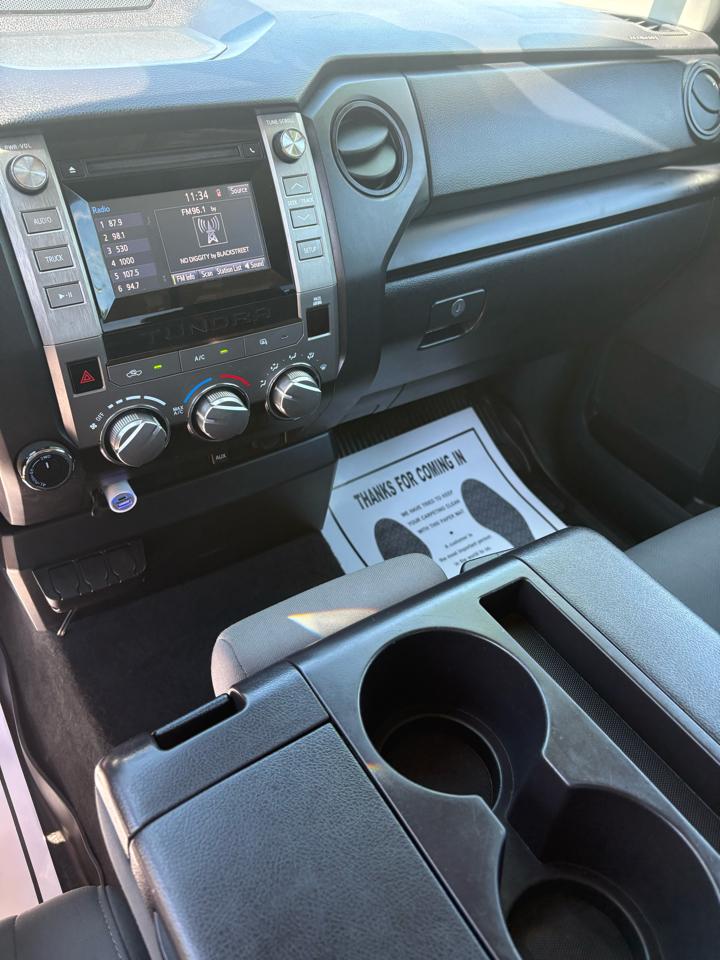2019 Toyota Tundra SR5 - Photo 14