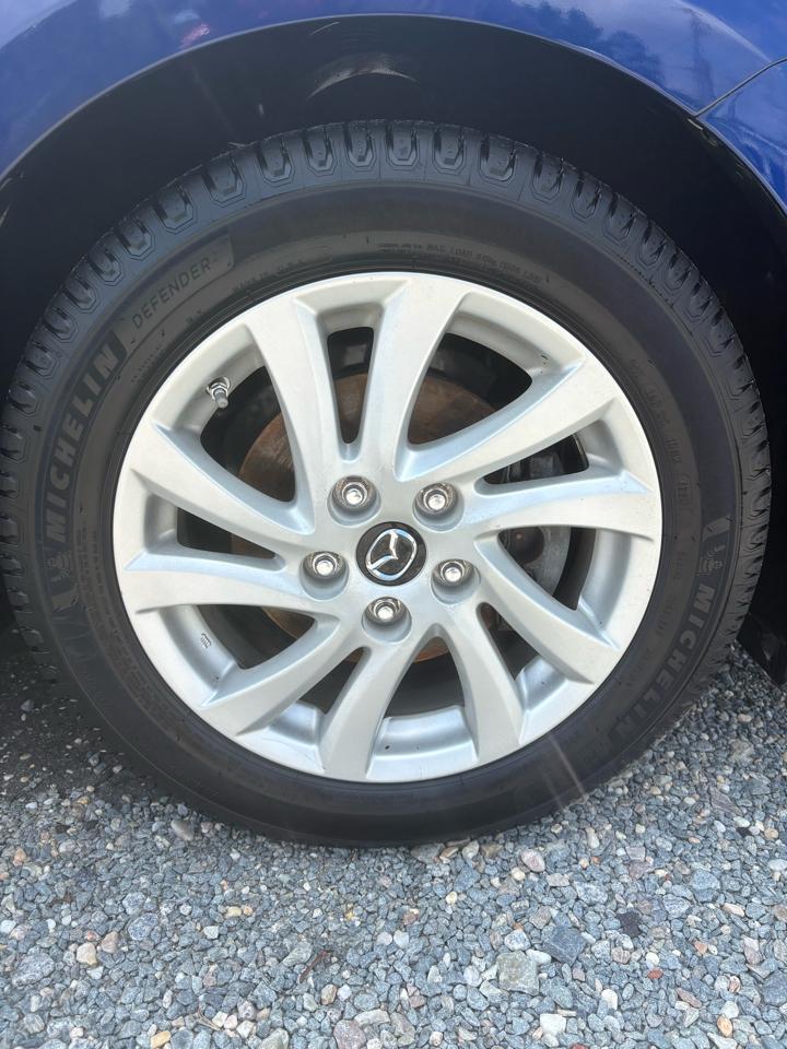 Mazda MAZDA3 i Grand Touring MT 5-Door 2013