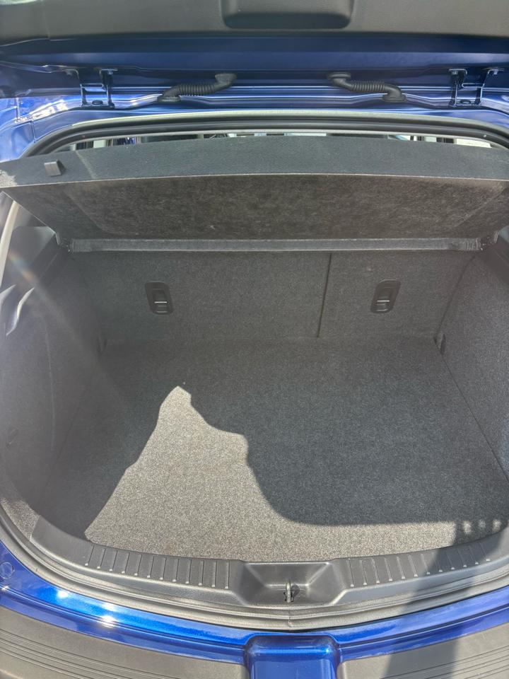 Mazda MAZDA3 i Grand Touring MT 5-Door 2013