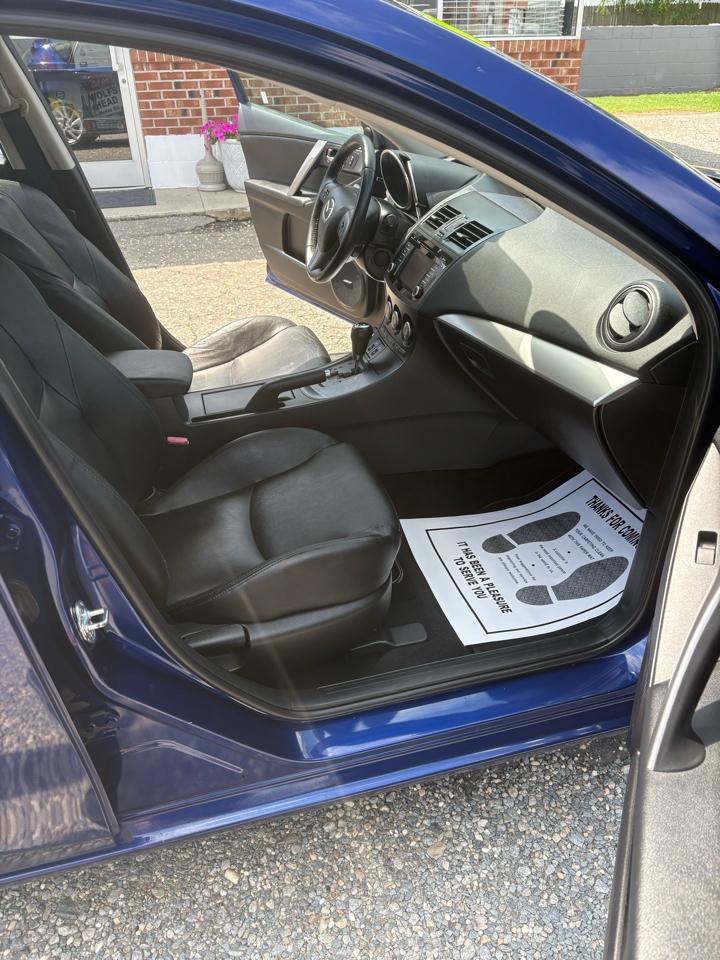Mazda MAZDA3 i Grand Touring MT 5-Door 2013