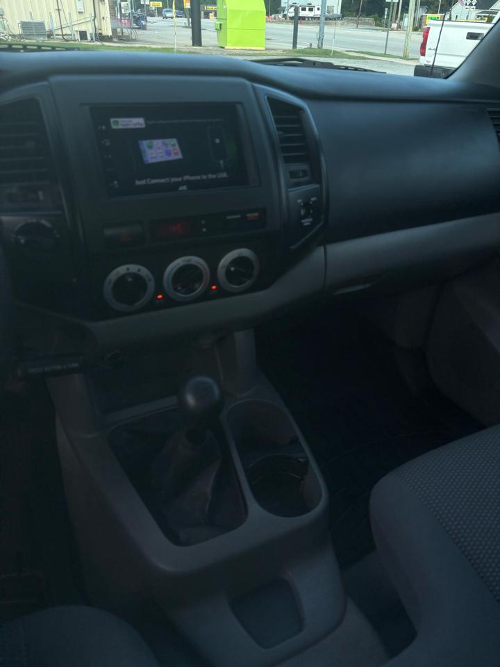 Toyota Tacoma Regular Cab 4WD 2006