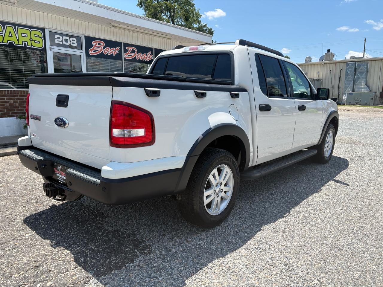 Ford Explorer Sport Trac XLT 4.0L 2WD 2010