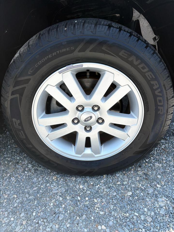 Ford Explorer Sport Trac XLT 4.0L 2WD 2010