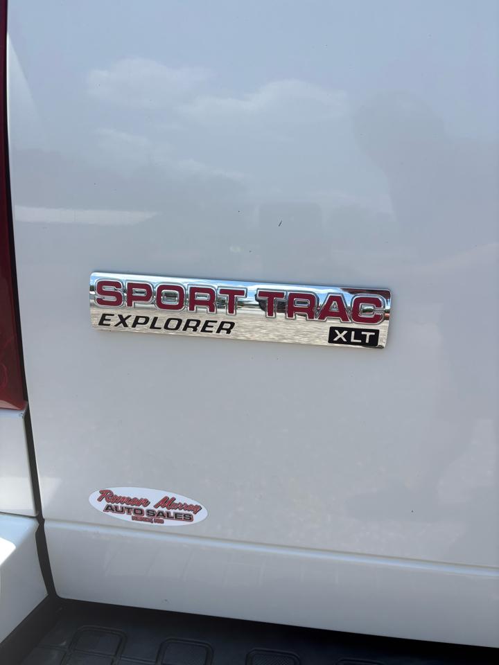 Ford Explorer Sport Trac XLT 4.0L 2WD 2010