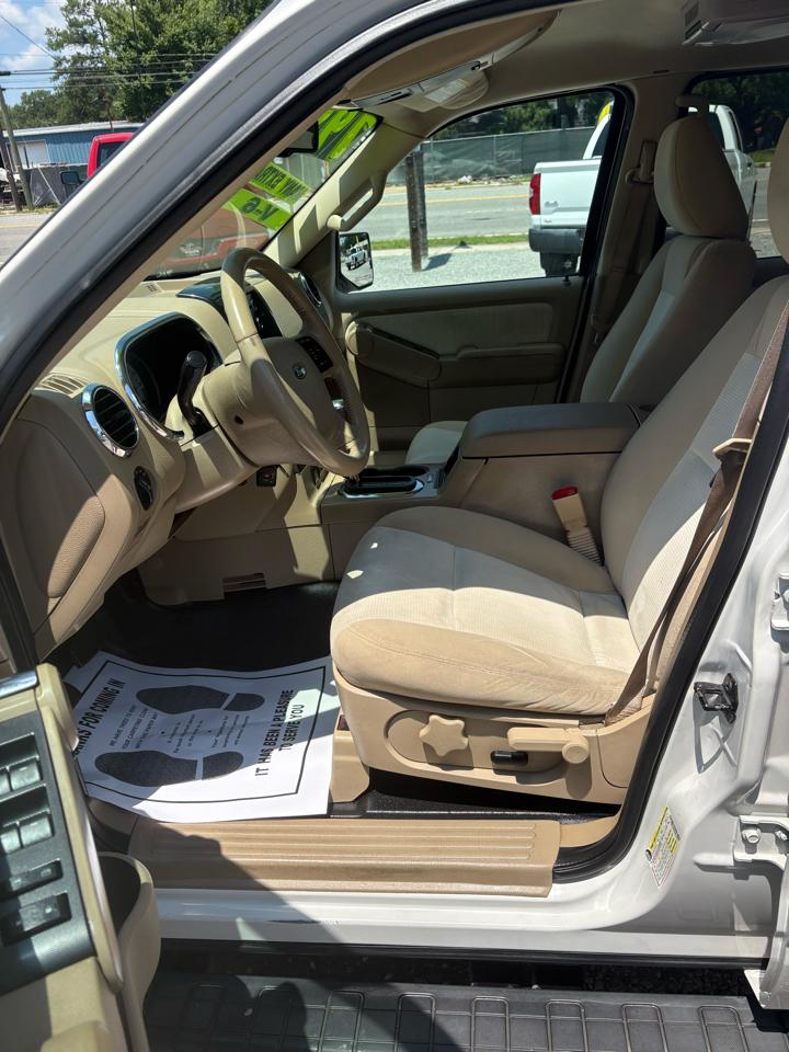 Ford Explorer Sport Trac XLT 4.0L 2WD 2010