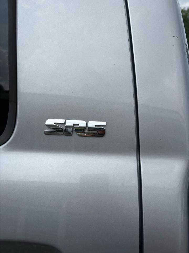 Toyota Tundra 4WD Truck CrewMax 5.7L V8 6-Spd AT SR5 (Natl) 2014