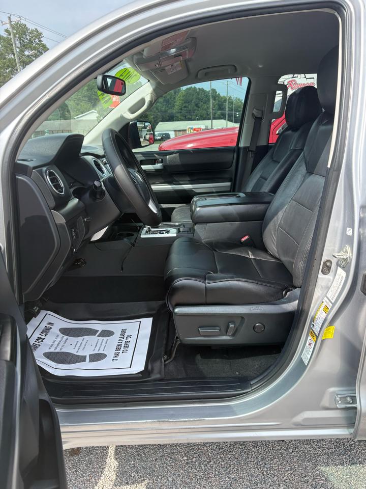 Toyota Tundra 4WD Truck CrewMax 5.7L V8 6-Spd AT SR5 (Natl) 2014