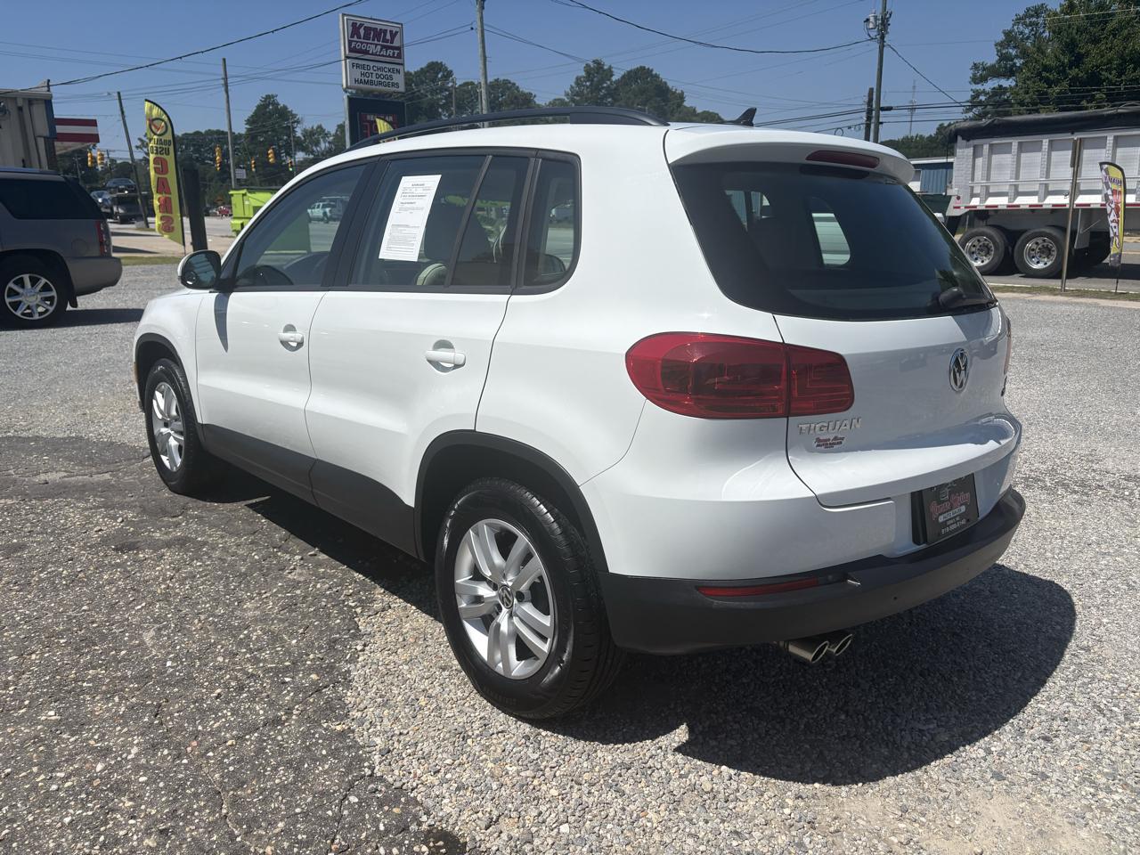 Volkswagen Tiguan S 4Motion 2017