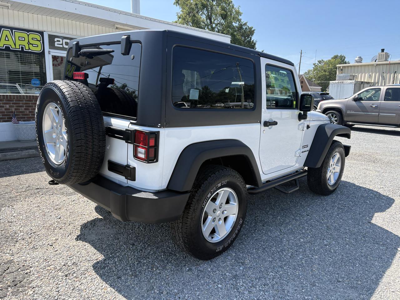 Jeep Wrangler Sport 4WD 2015