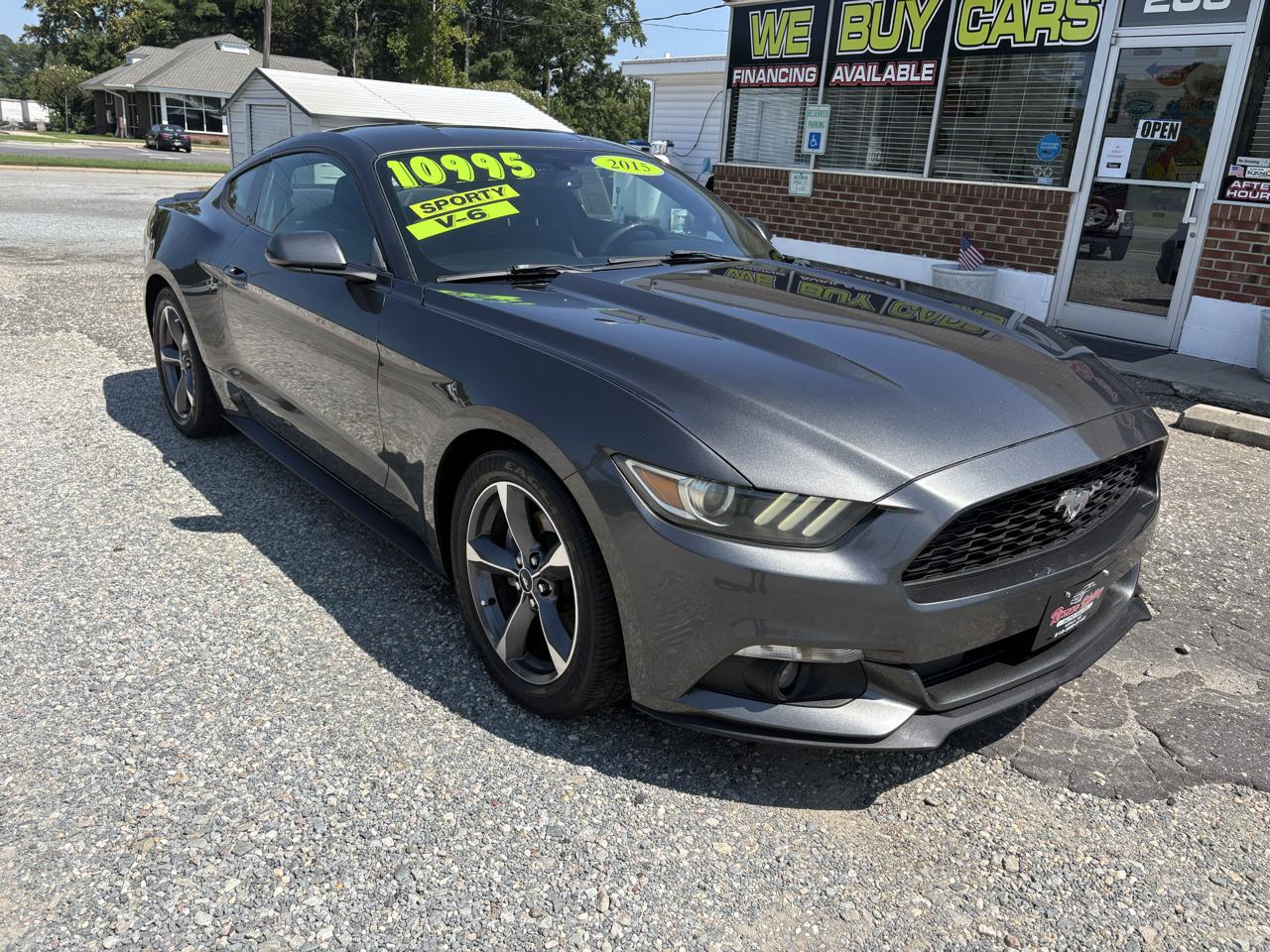 Ford Mustang V6 Coupe 2015