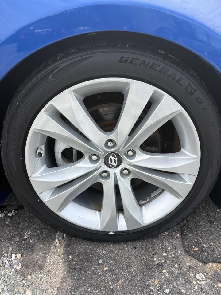 Hyundai Genesis Coupe 3.8 Track Auto 2011