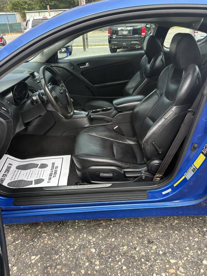 Hyundai Genesis Coupe 3.8 Track Auto 2011