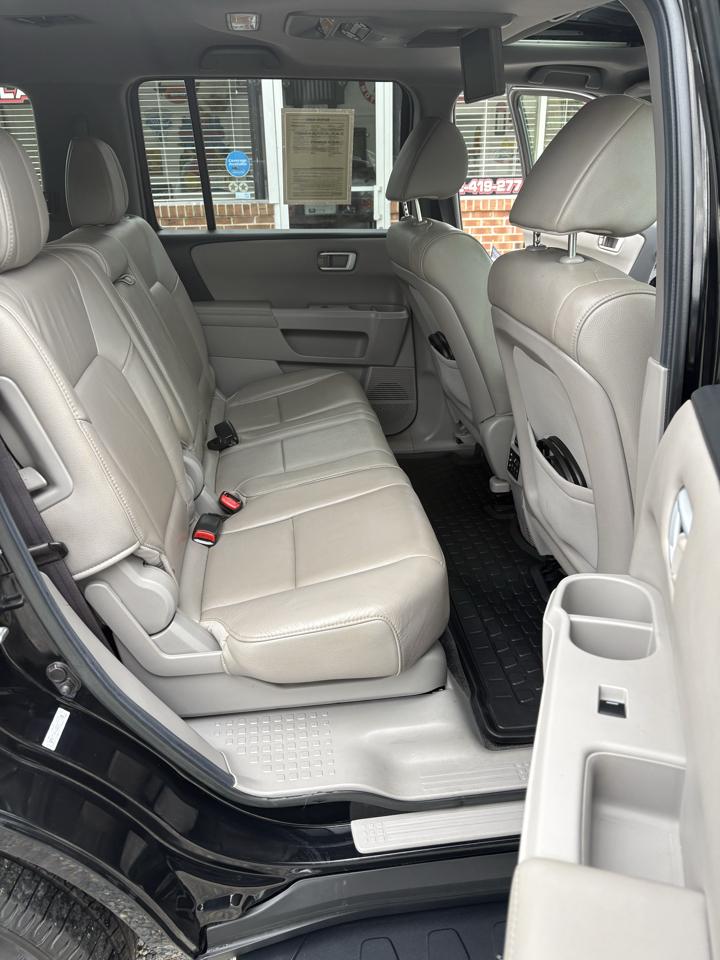 Honda Pilot EX-L 4WD 5-Spd AT with DVD 2012