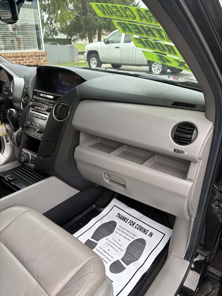 Honda Pilot EX-L 4WD 5-Spd AT with DVD 2012