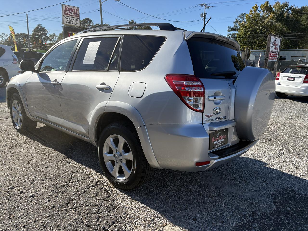 Toyota RAV4 Limited V6 4WD 2009