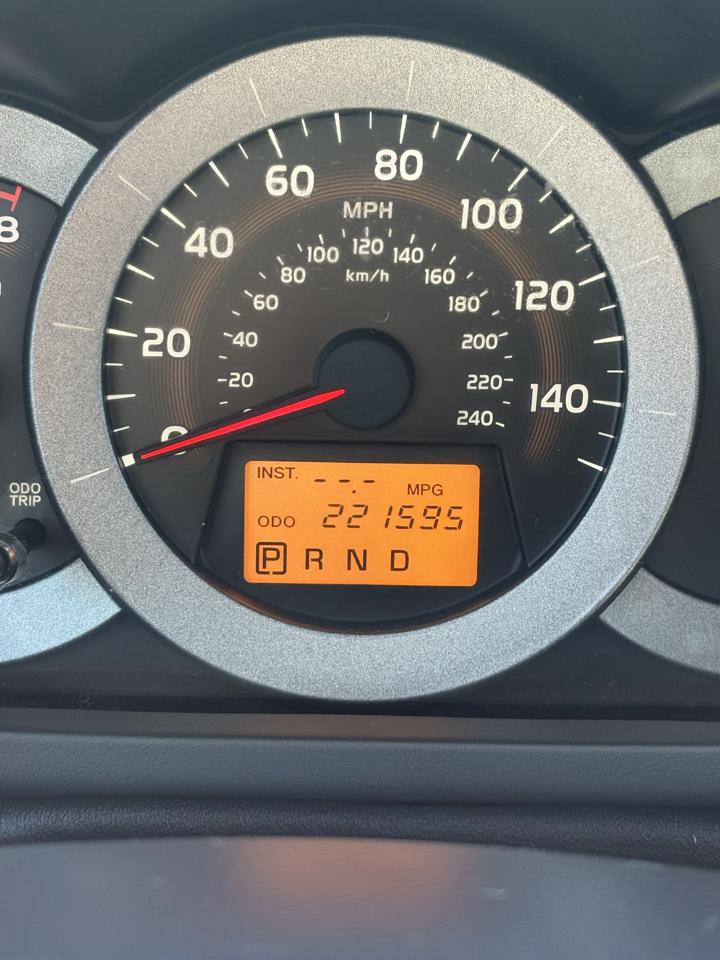Toyota RAV4 Limited V6 4WD 2009