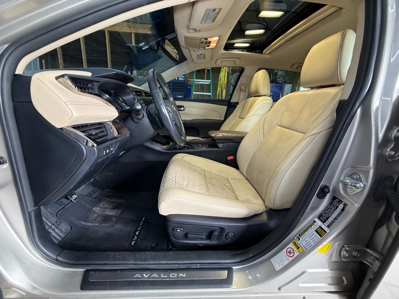 Toyota Avalon XLE 2013 Toyota Avalon XLE 2013