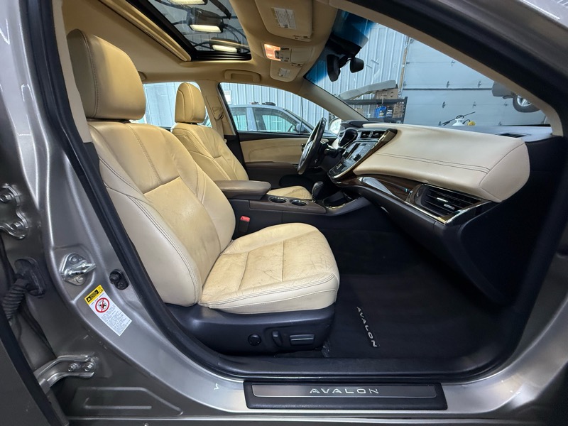 Toyota Avalon XLE 2013 Toyota Avalon XLE 2013