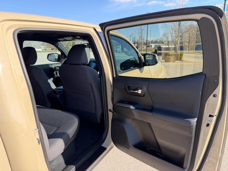 Toyota Tacoma SR5 Double Cab Long Bed V6 6AT 4WD 2019