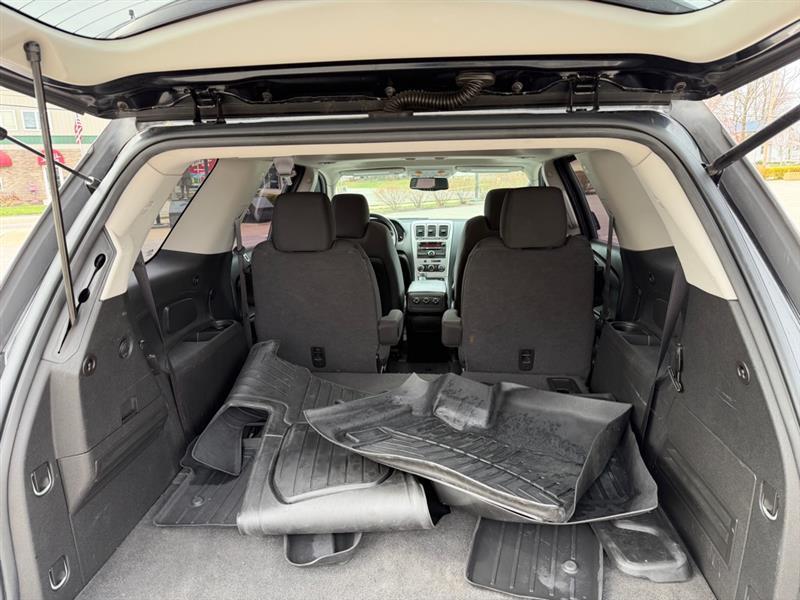 GMC Acadia SLE-2 FWD 2012