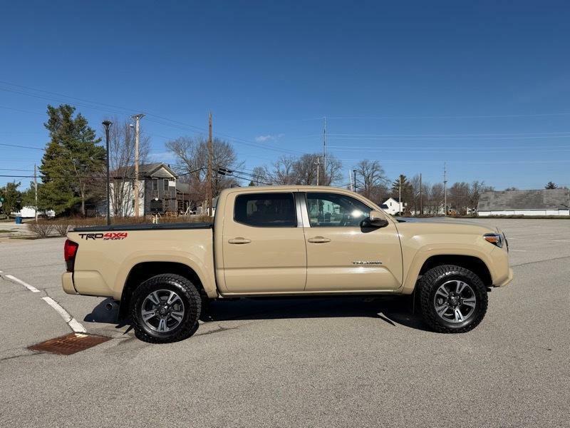 Toyota Tacoma SR5 Double Cab Long Bed V6 6AT 4WD 2019