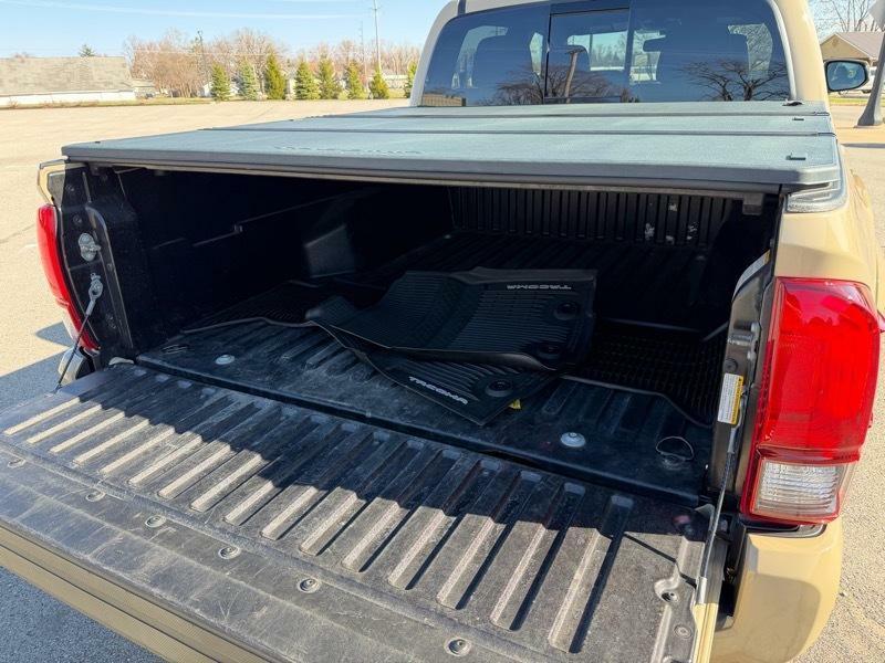 Toyota Tacoma SR5 Double Cab Long Bed V6 6AT 4WD 2019