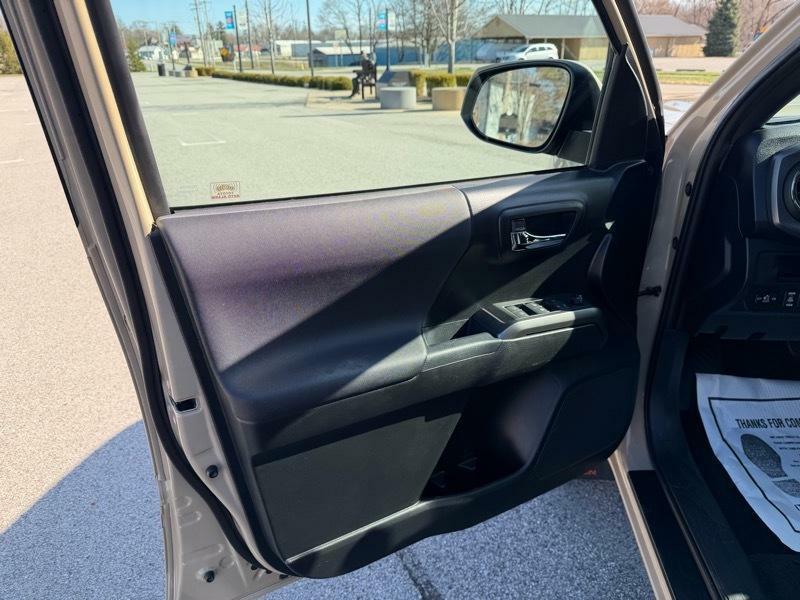 Toyota Tacoma SR5 Double Cab Long Bed V6 6AT 4WD 2019