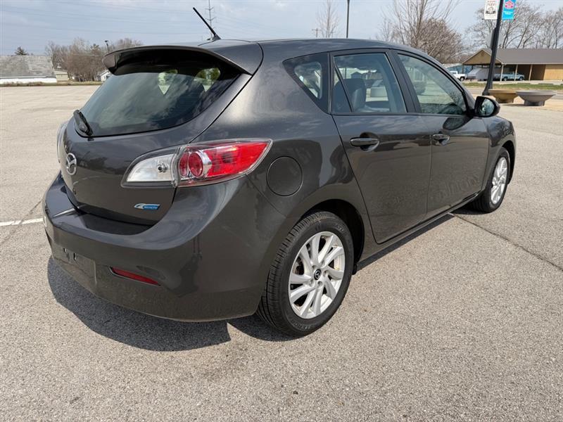 Mazda MAZDA3 i Grand Touring MT 5-Door 2013