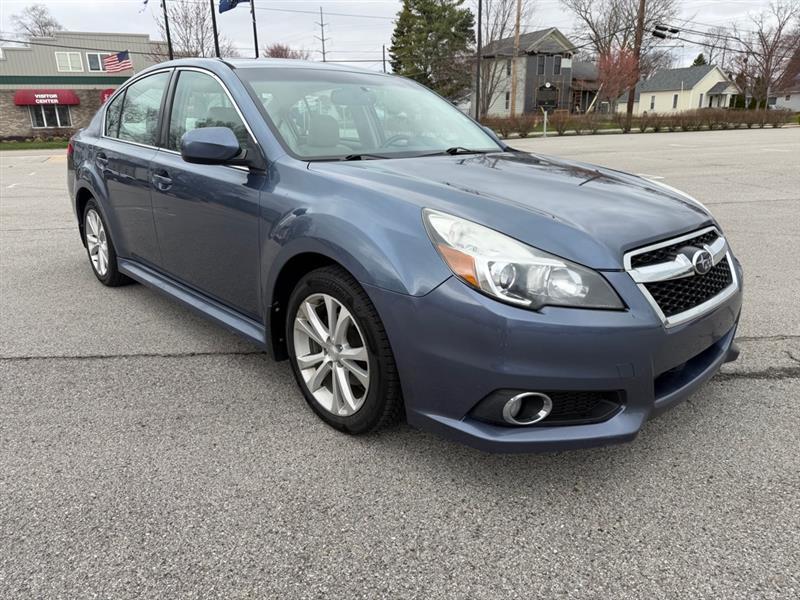 Subaru Legacy 2.5i Limited 2013