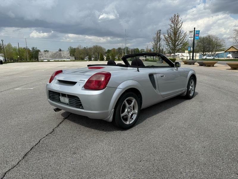 Toyota MR2 Spyder Convertible 2002