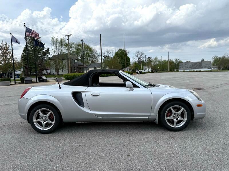 Toyota MR2 Spyder Convertible 2002