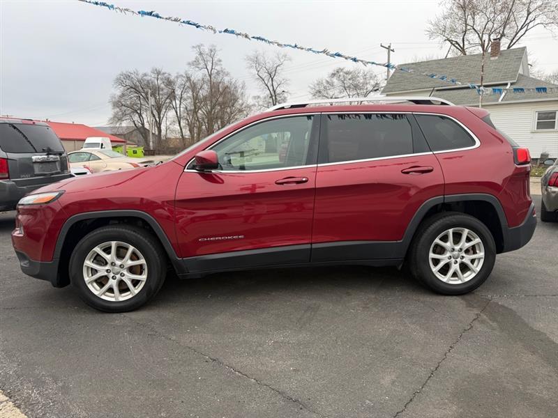 Jeep Cherokee Latitude FWD 2017