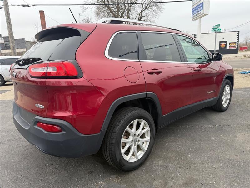 Jeep Cherokee Latitude FWD 2017