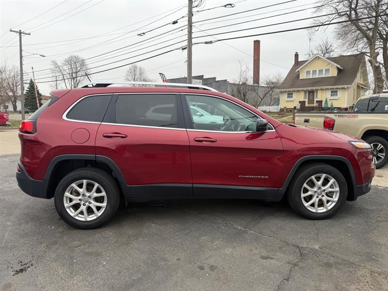 Jeep Cherokee Latitude FWD 2017