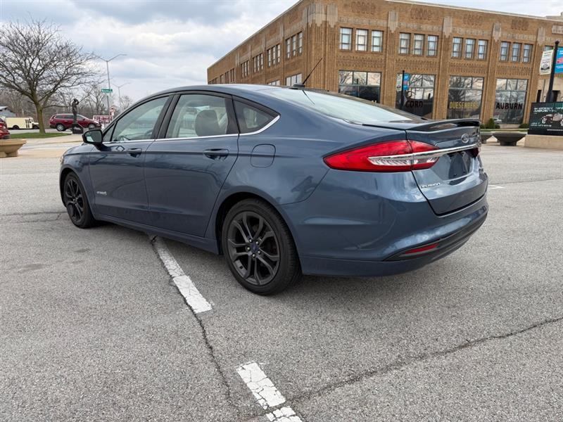 Ford Fusion Hybrid SE 2018