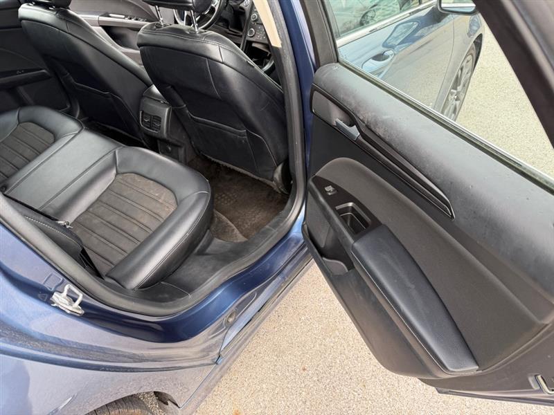 Ford Fusion Hybrid SE 2018