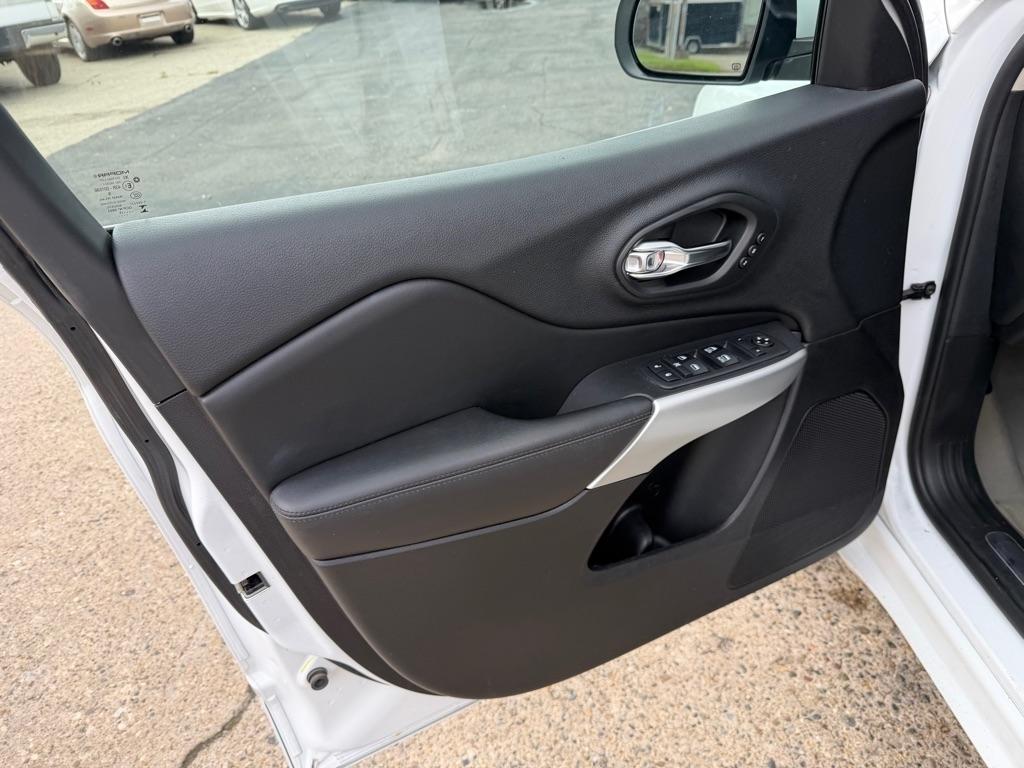Jeep Cherokee Overland 4WD 2018