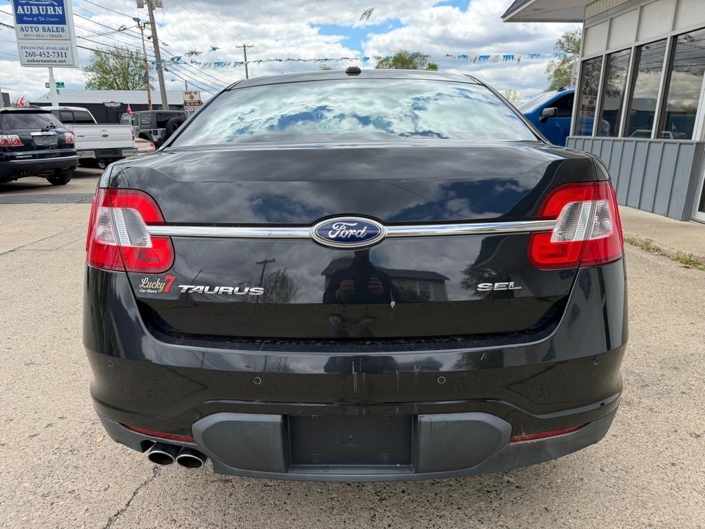 Ford Taurus SEL FWD 2011