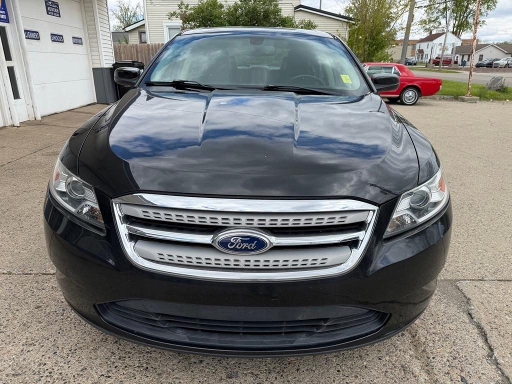 Ford Taurus SEL FWD 2011