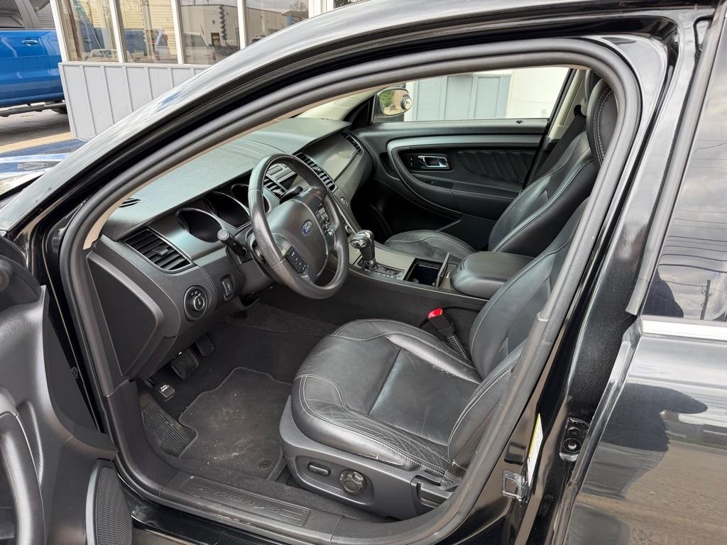Ford Taurus SEL FWD 2011