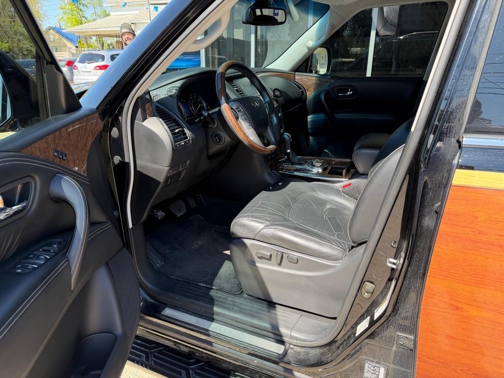 Infiniti QX80 Limited 4WD 2017