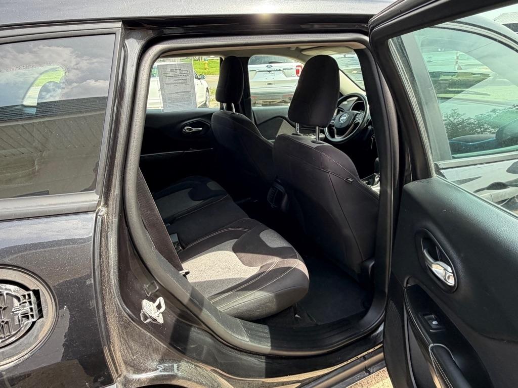 Jeep Cherokee Sport 4WD 2014