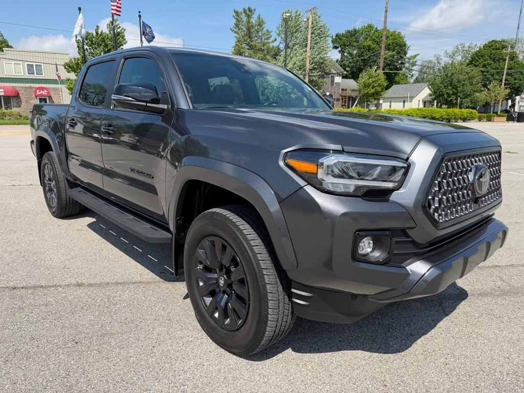Toyota Tacoma Limited Double Cab V6 6AT 4WD 2023