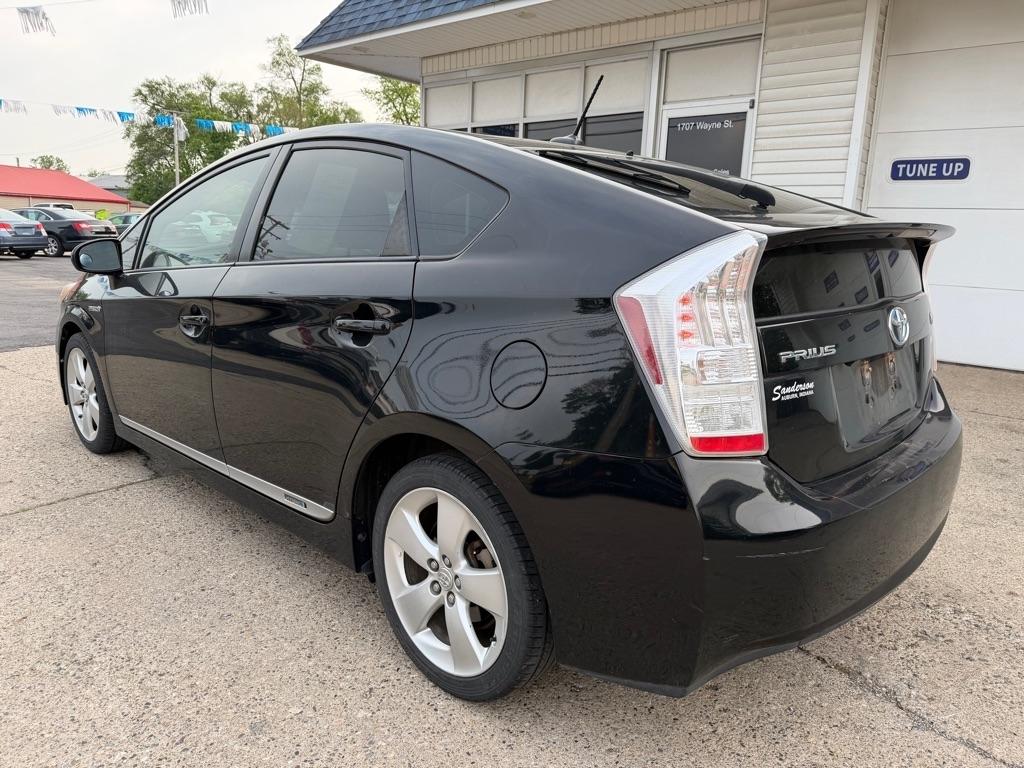 Toyota Prius Prius V 2010